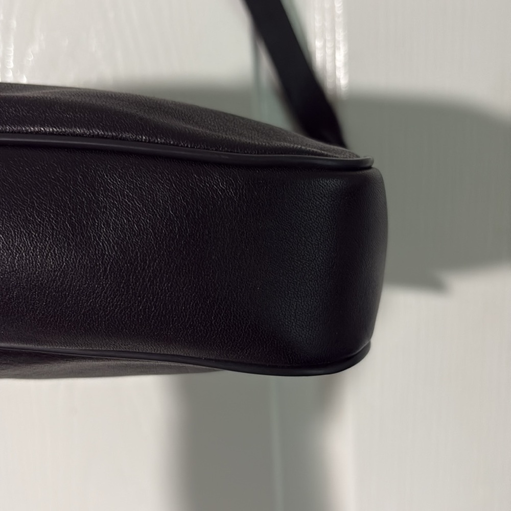 Vintage leather Aigner bag - Picture 4 of 10